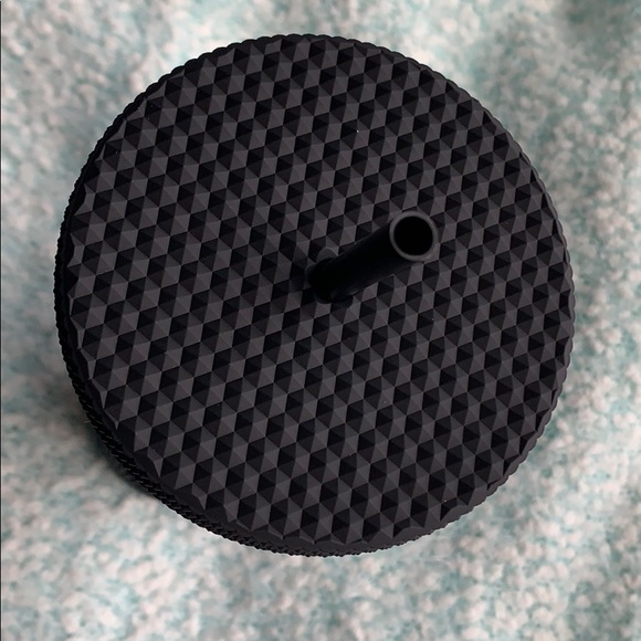 Starbucks 2021 black matte Valentines Day Studded - Picture 3 of 4